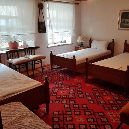 Eva Guesthouse Gjirokastër المظهر الخارجي الصورة