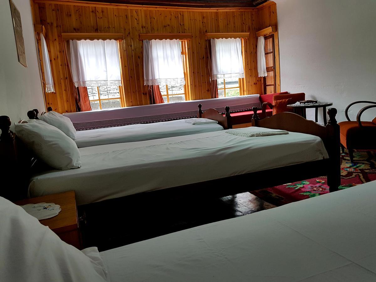 Eva Guesthouse Gjirokastër المظهر الخارجي الصورة
