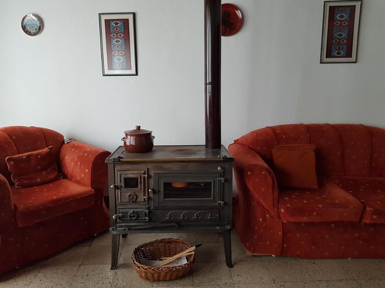 Eva Guesthouse Gjirokastër المظهر الخارجي الصورة