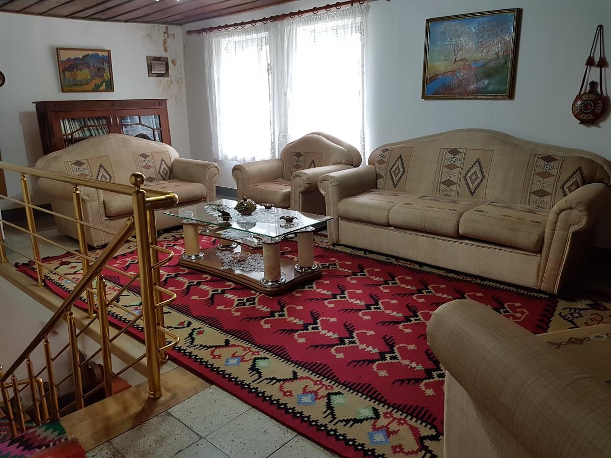 Eva Guesthouse Gjirokastër المظهر الخارجي الصورة